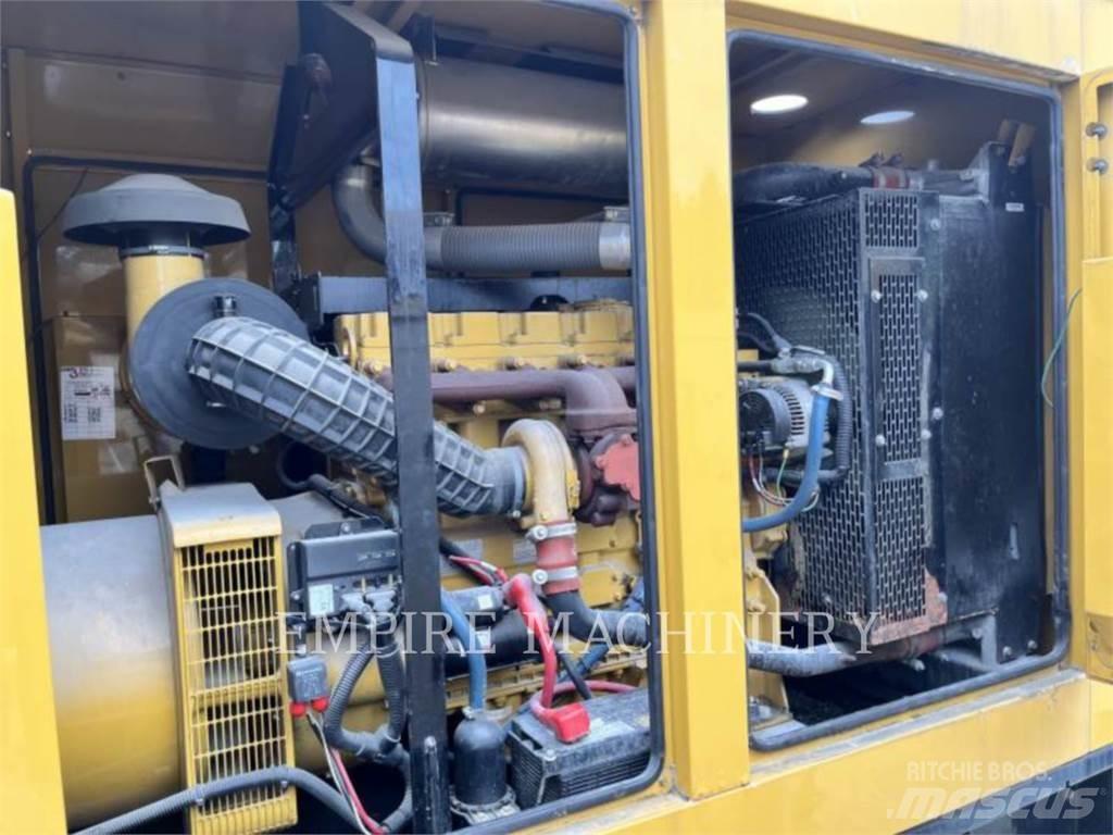 CAT D150 디젤 발전기