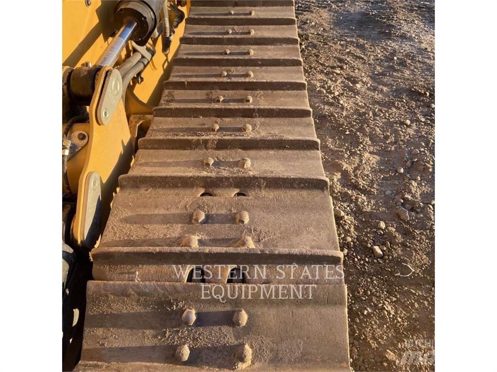 CAT D2 크롤러 도저
