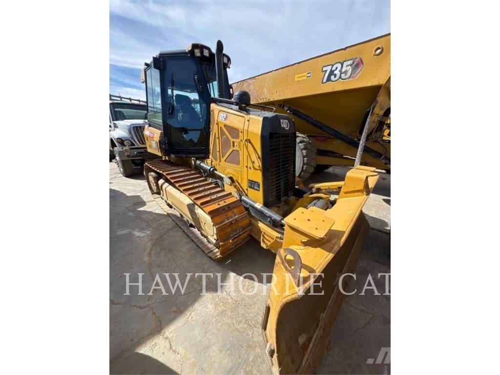 CAT D2 크롤러 도저