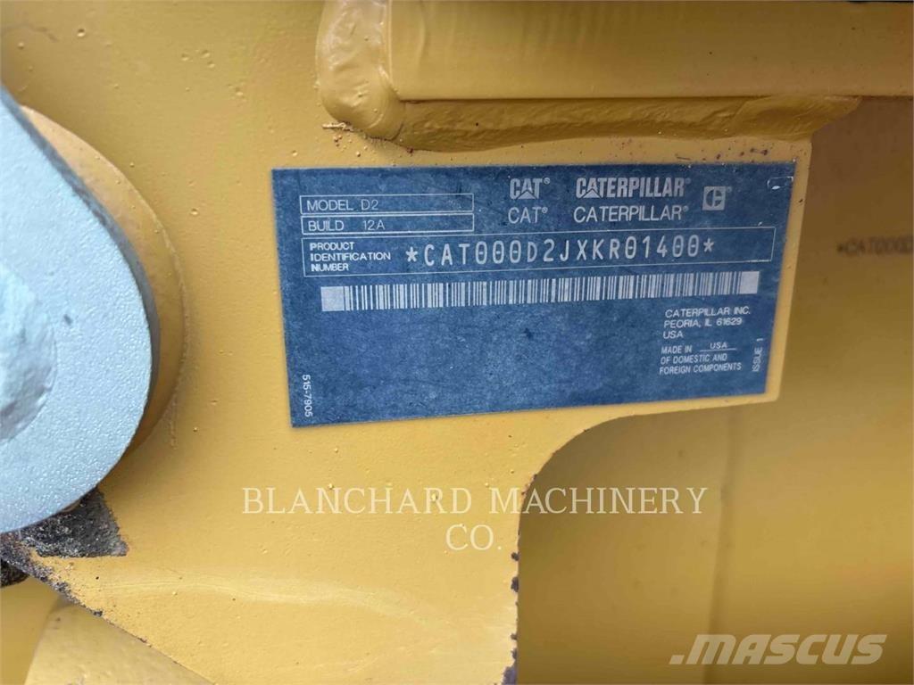 CAT D2 LGP 크롤러 도저