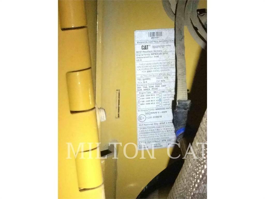 CAT D3 크롤러 도저