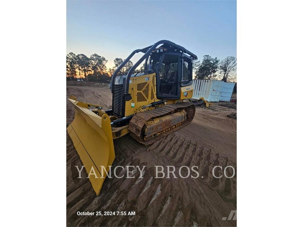 CAT D3 크롤러 도저