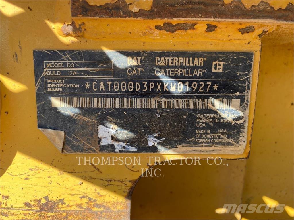 CAT D3 크롤러 도저