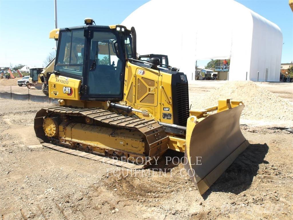 CAT D3-12LGP 크롤러 도저