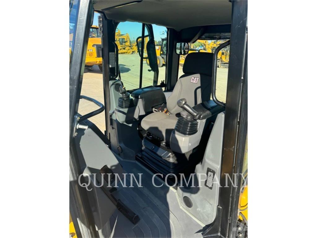 CAT D3 LGP 크롤러 도저