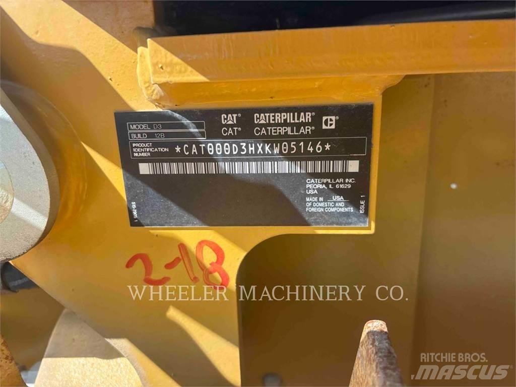 CAT D3 XL 크롤러 도저