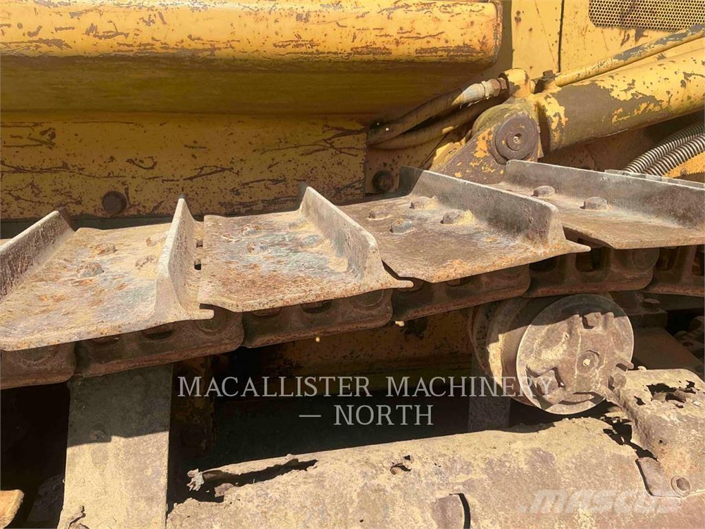 CAT D3C 크롤러 도저