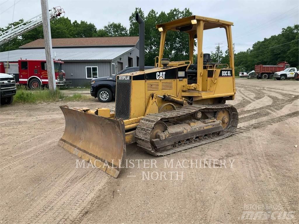 CAT D3CIII 크롤러 도저