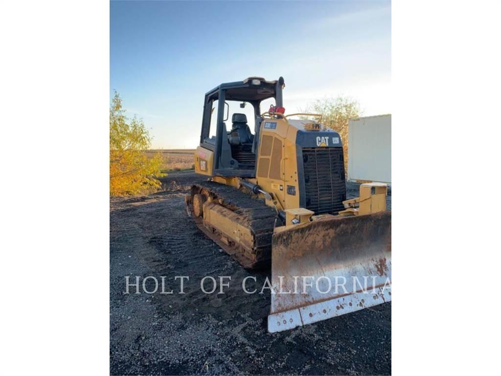 CAT D3K2 크롤러 도저
