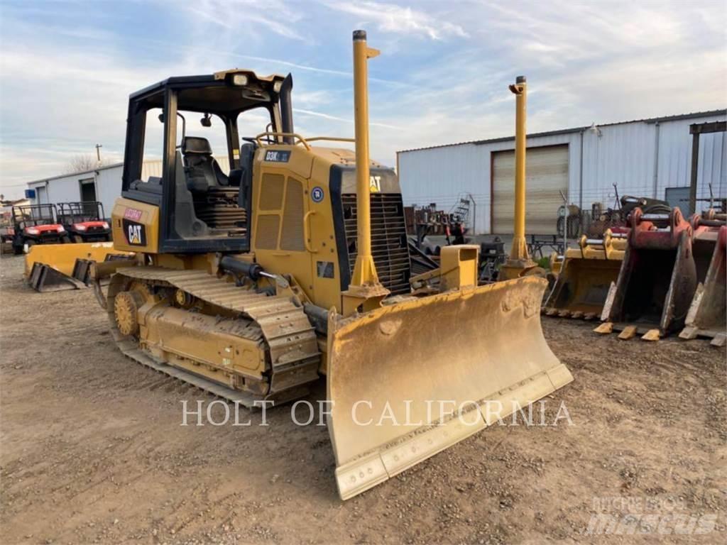 CAT D3K2 크롤러 도저