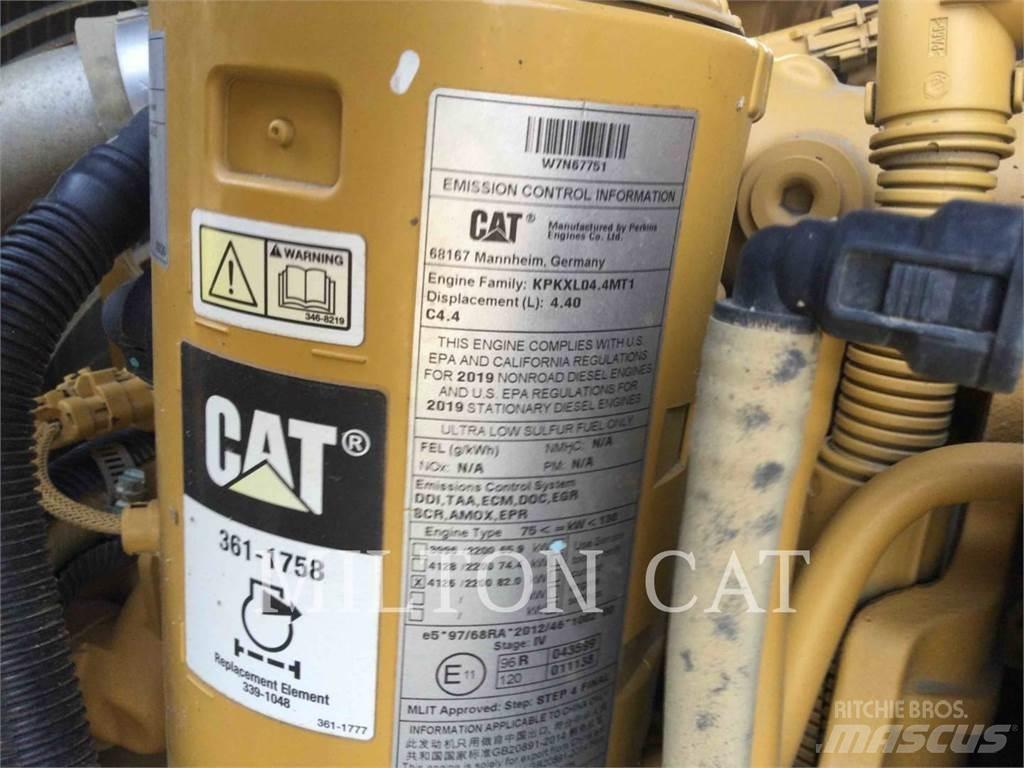 CAT D3K2LGP 크롤러 도저