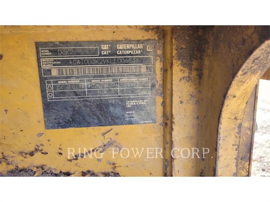 CAT D3K2LGP 크롤러 도저