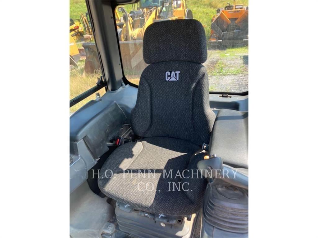 CAT D3K2XL 크롤러 도저