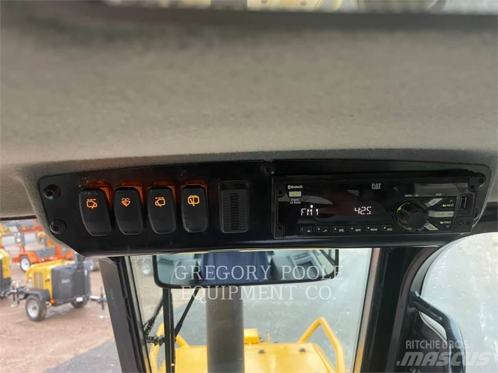 CAT D3K2XL 크롤러 도저