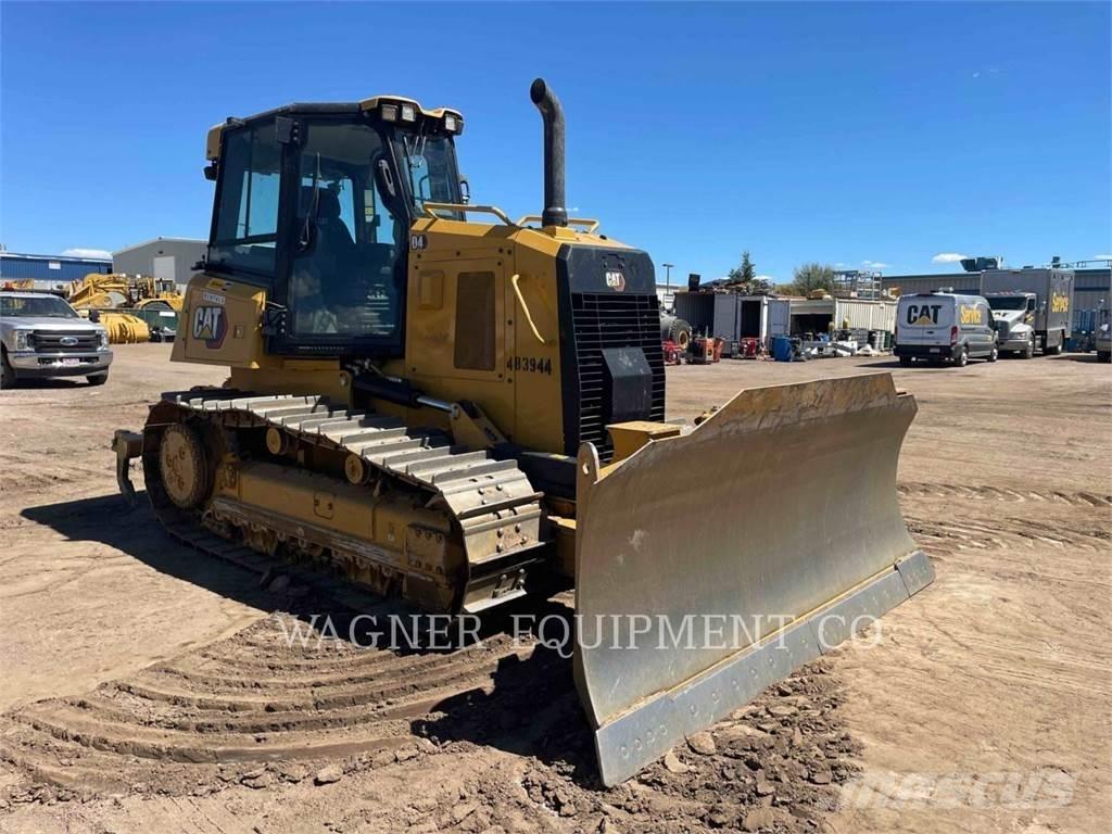 CAT D4 크롤러 도저