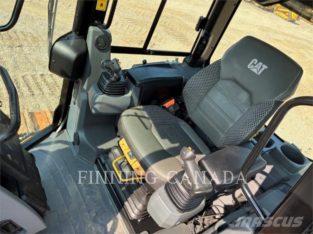 CAT D4-16 LGP 크롤러 도저