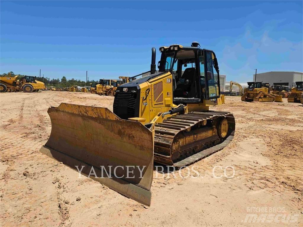 CAT D4 LGP 크롤러 도저