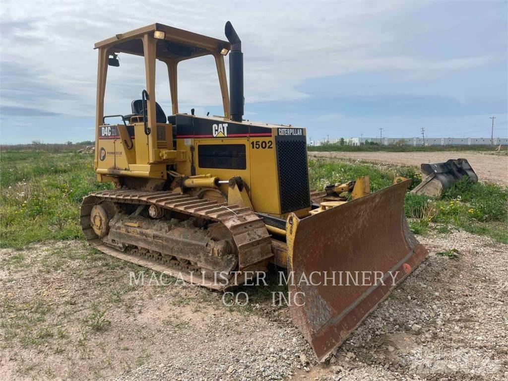 CAT D4C 크롤러 도저