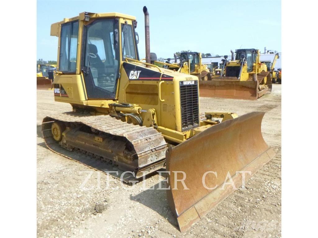 CAT D4GLGP 크롤러 도저