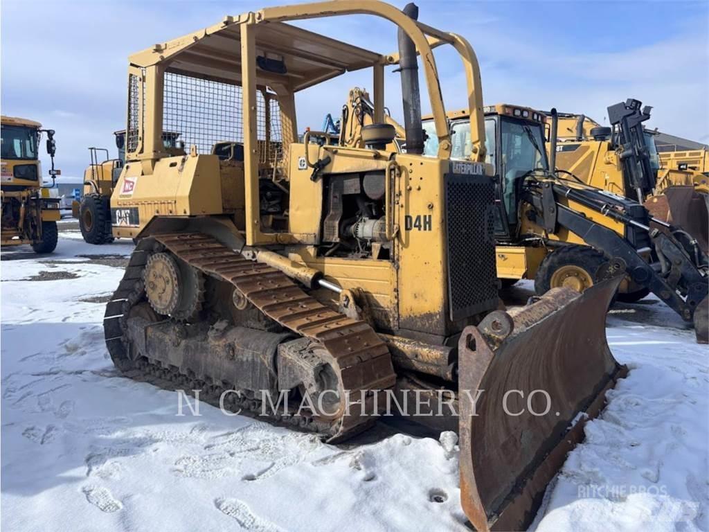 CAT D4H 크롤러 도저