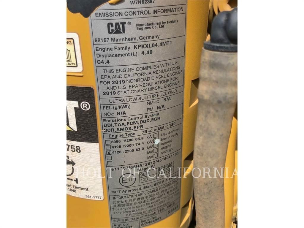 CAT D4K 크롤러 도저