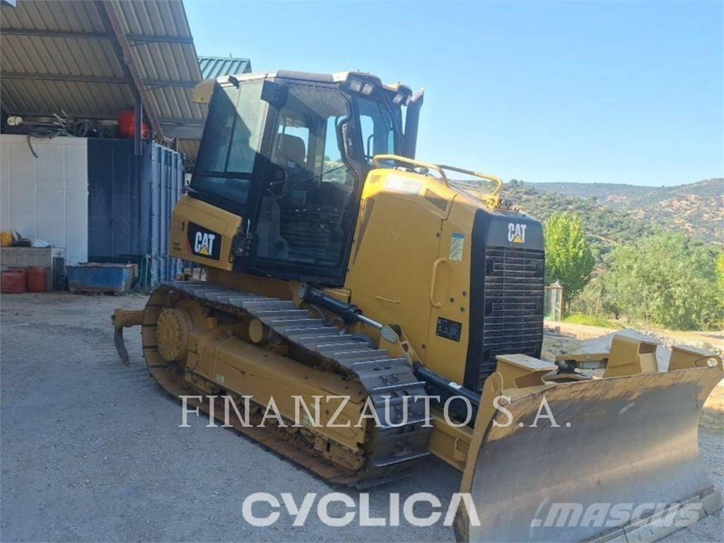 CAT D4K2 크롤러 도저