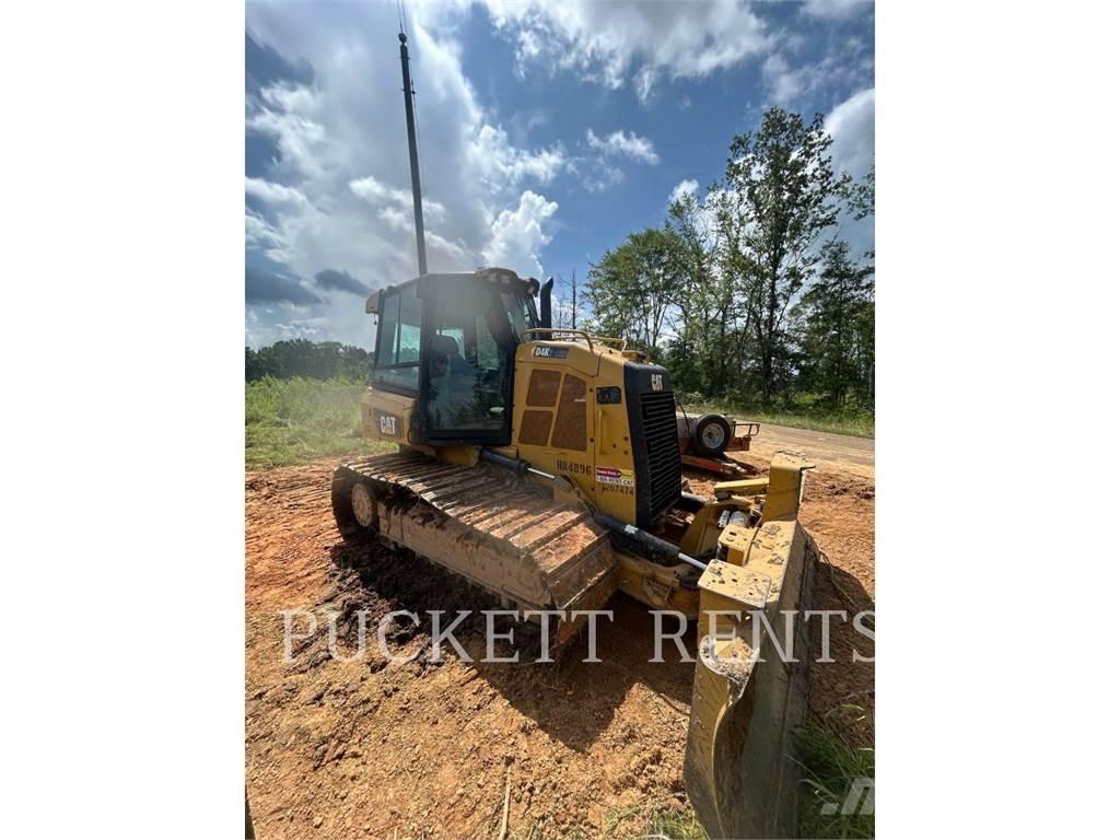 CAT D4K2LGP 크롤러 도저