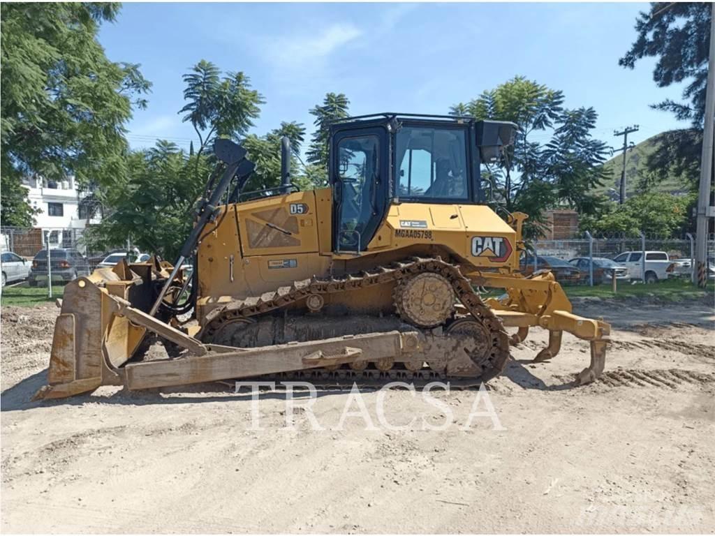CAT D5 크롤러 도저