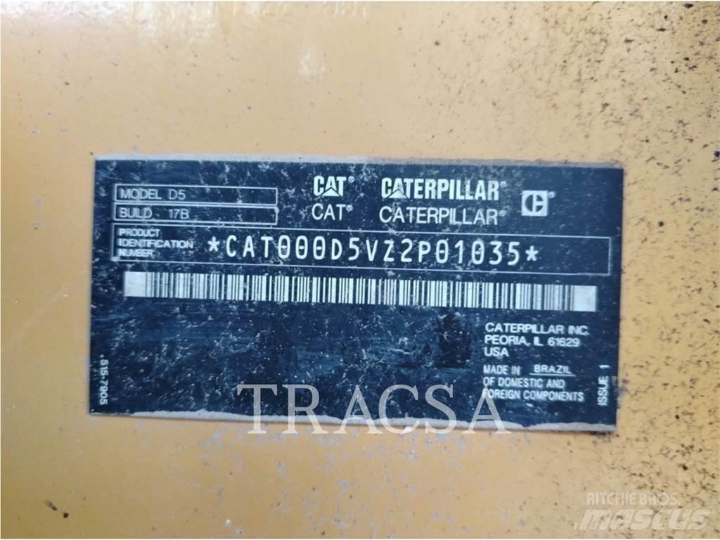 CAT D5 크롤러 도저