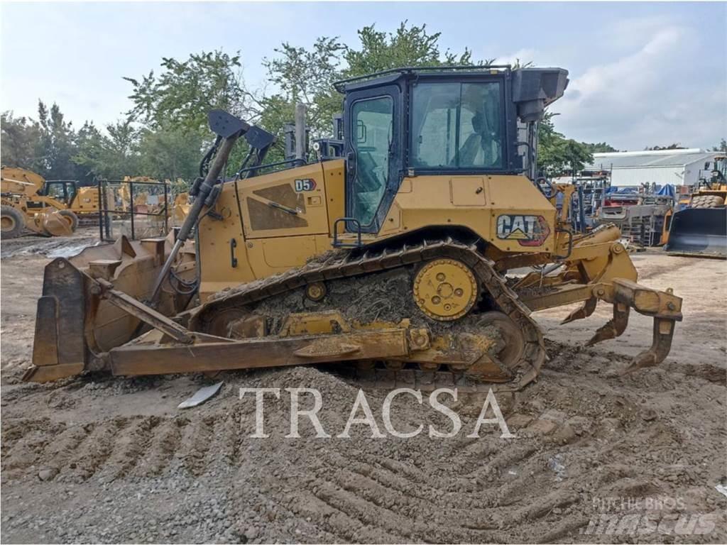 CAT D5 크롤러 도저