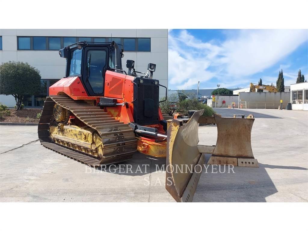 CAT D5 크롤러 도저