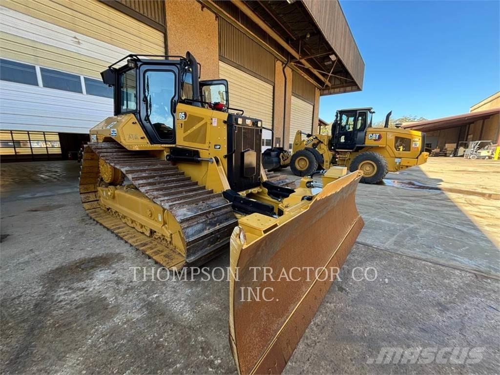 CAT D5 크롤러 도저