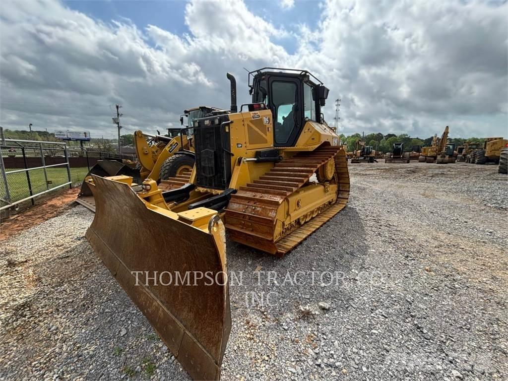 CAT D5 크롤러 도저