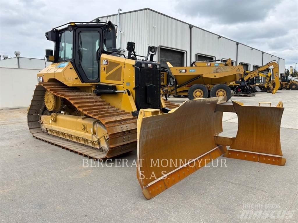 CAT D5 크롤러 도저