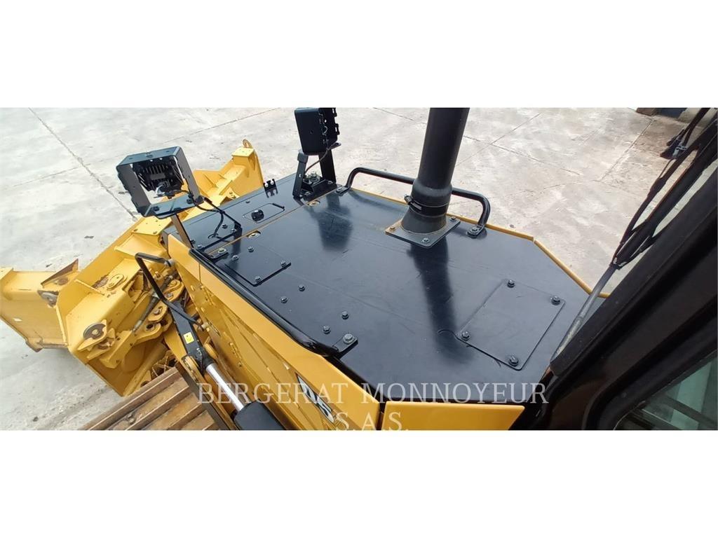 CAT D5 크롤러 도저