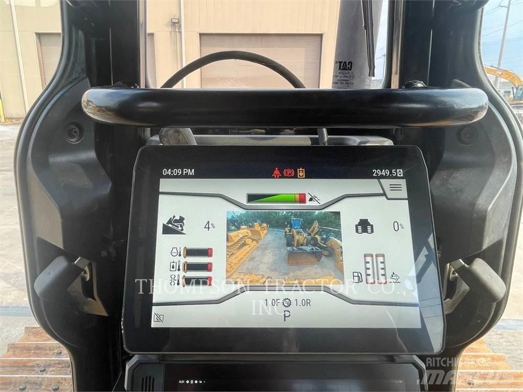 CAT D5 크롤러 도저