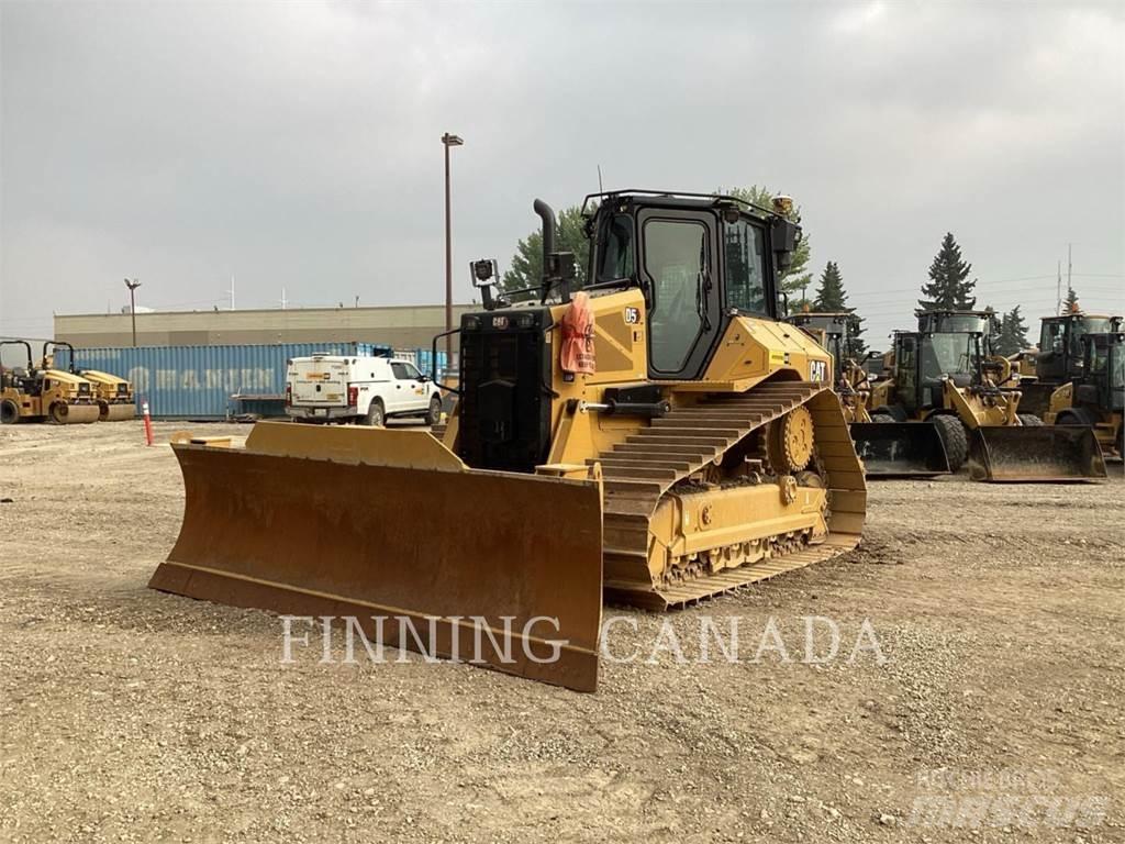 CAT D5-17 크롤러 도저