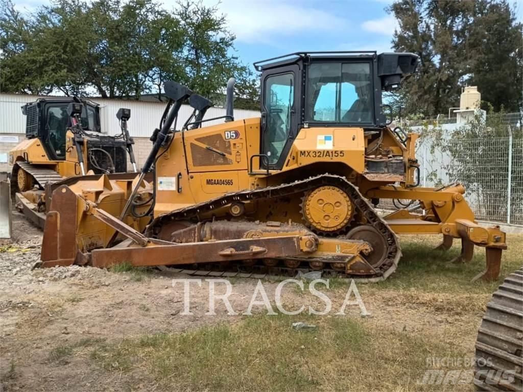 CAT D5-17 크롤러 도저
