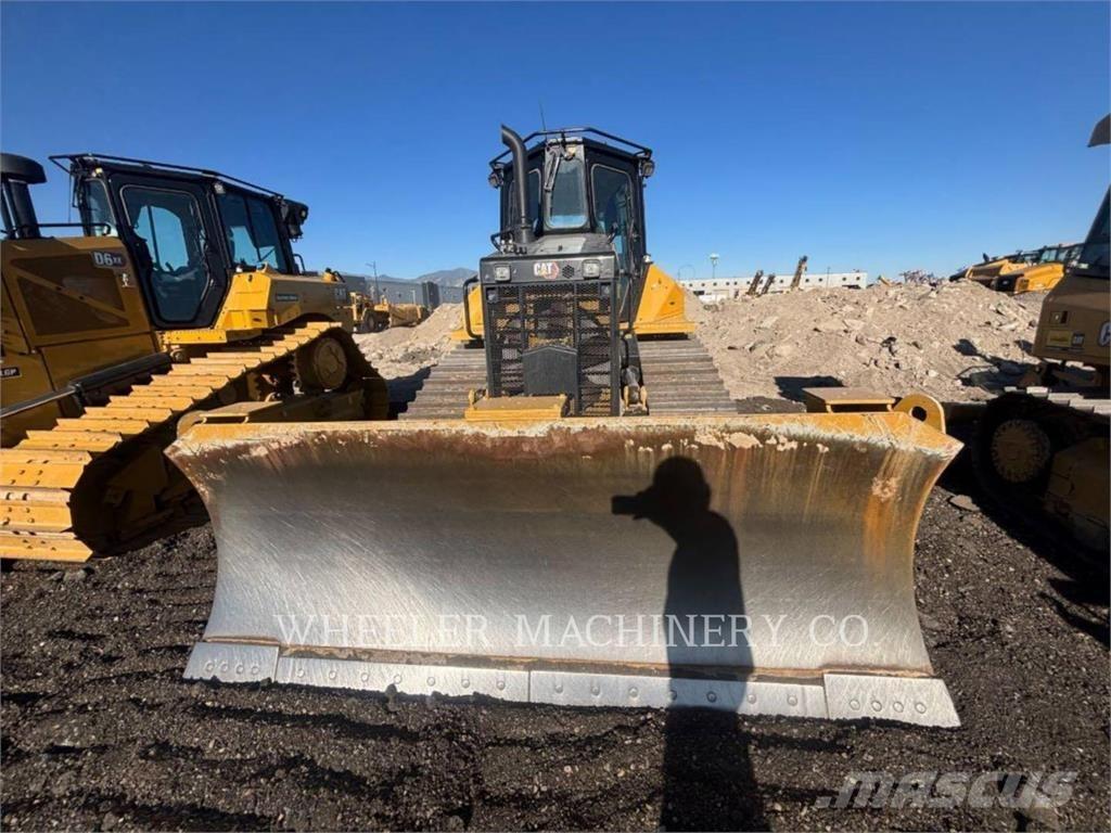 CAT D5-17 XL 크롤러 도저