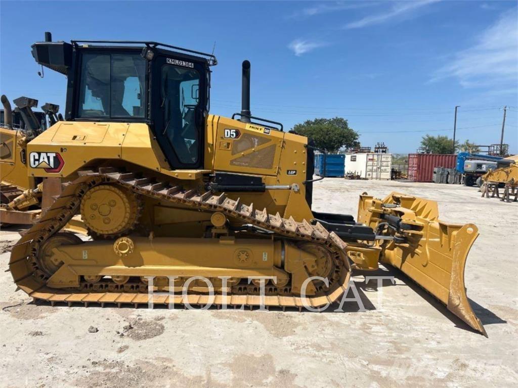 CAT D5 LGPVP3 크롤러 도저