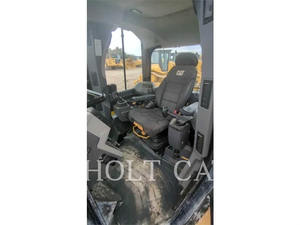 CAT D5 VP 크롤러 도저