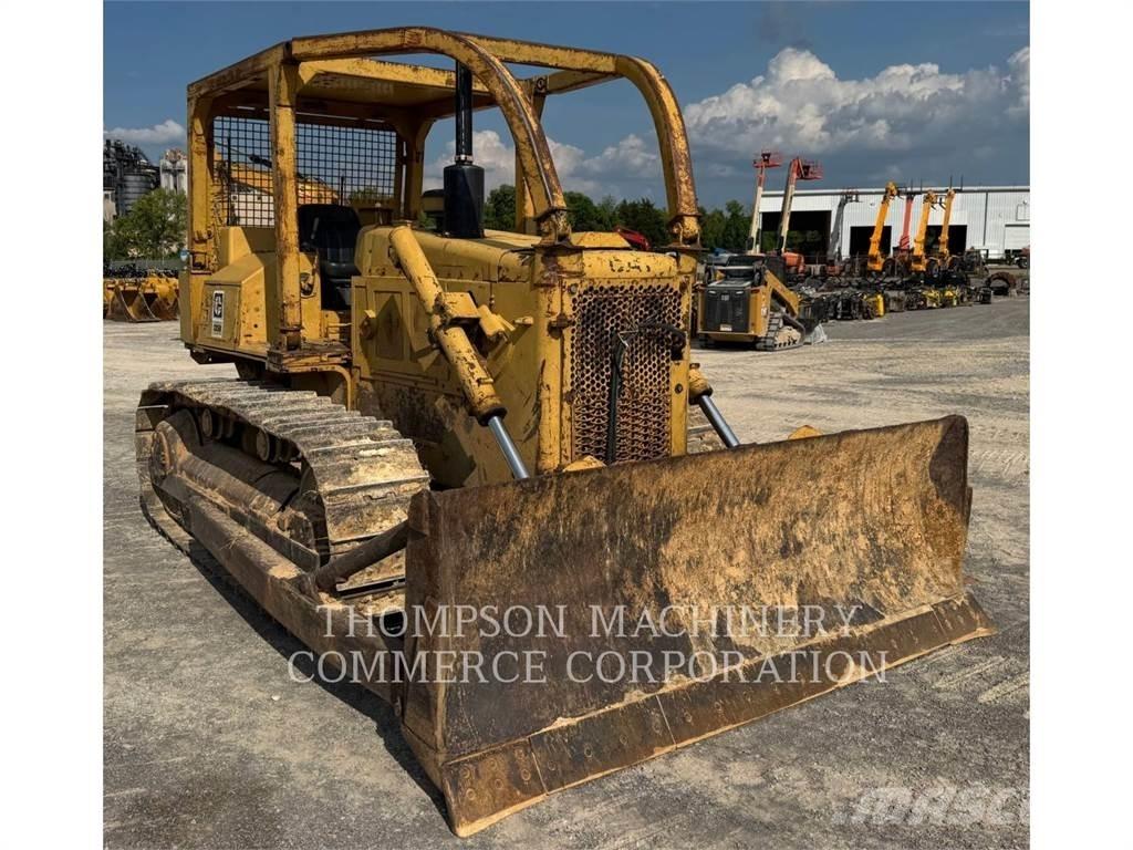 CAT D5B 크롤러 도저