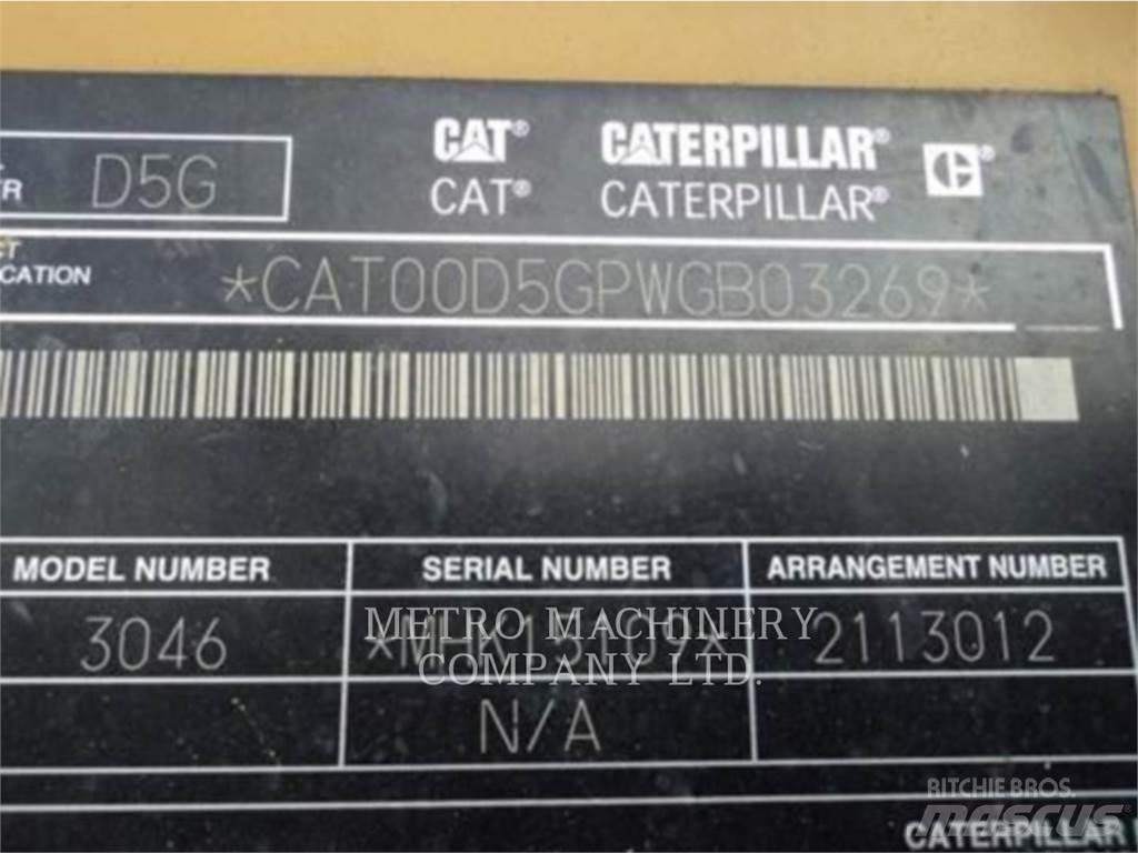 CAT D5GXL 크롤러 도저
