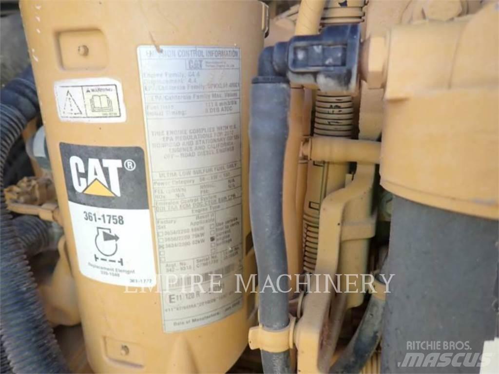 CAT D5K 크롤러 도저