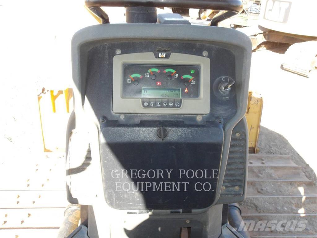 CAT D5K2LGP 크롤러 도저