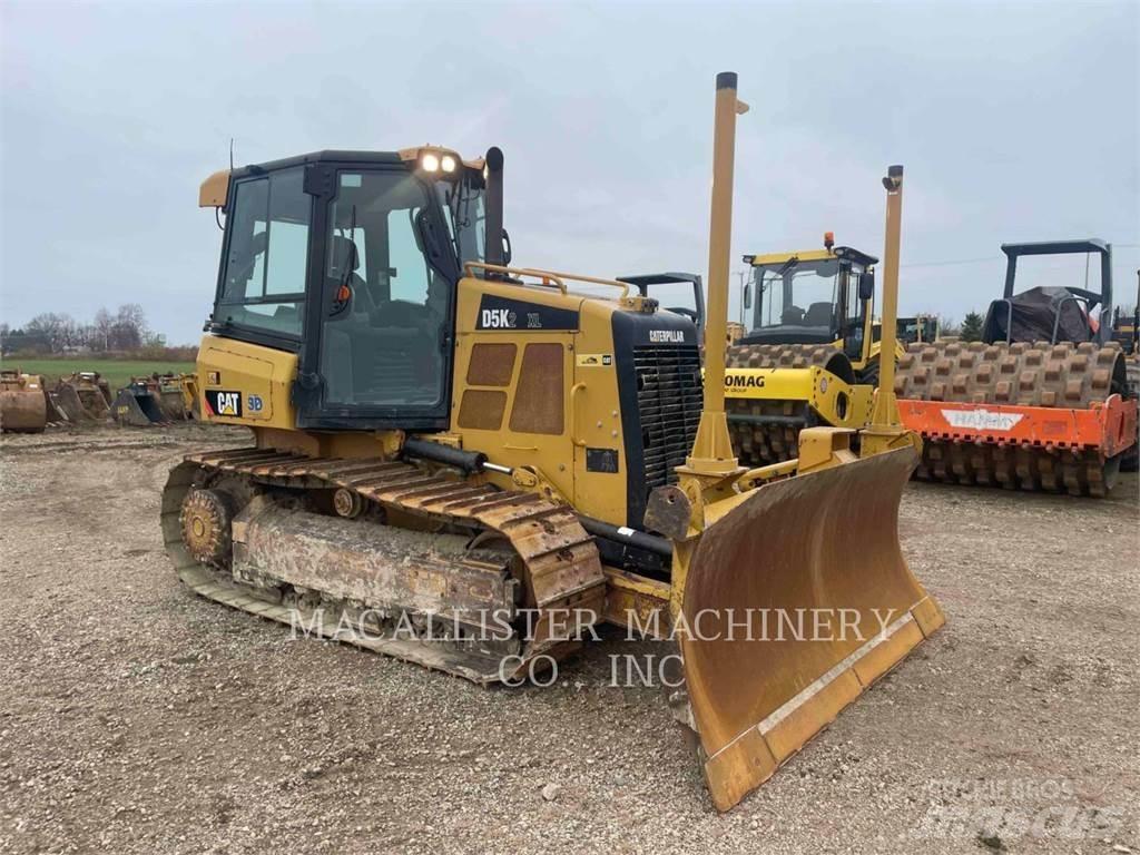 CAT D5K2XL 크롤러 도저