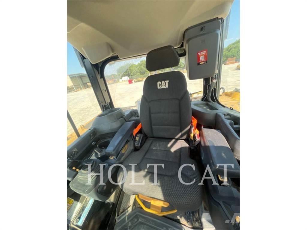 CAT D6 크롤러 도저