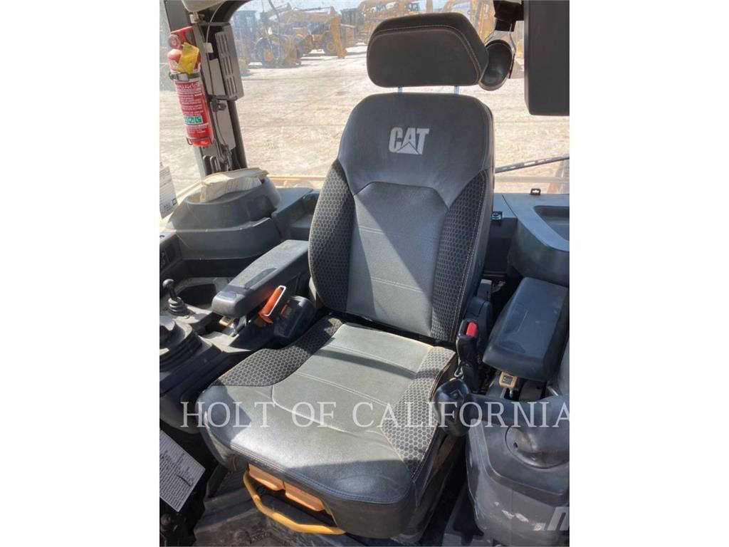 CAT D6 PA 3D 크롤러 도저