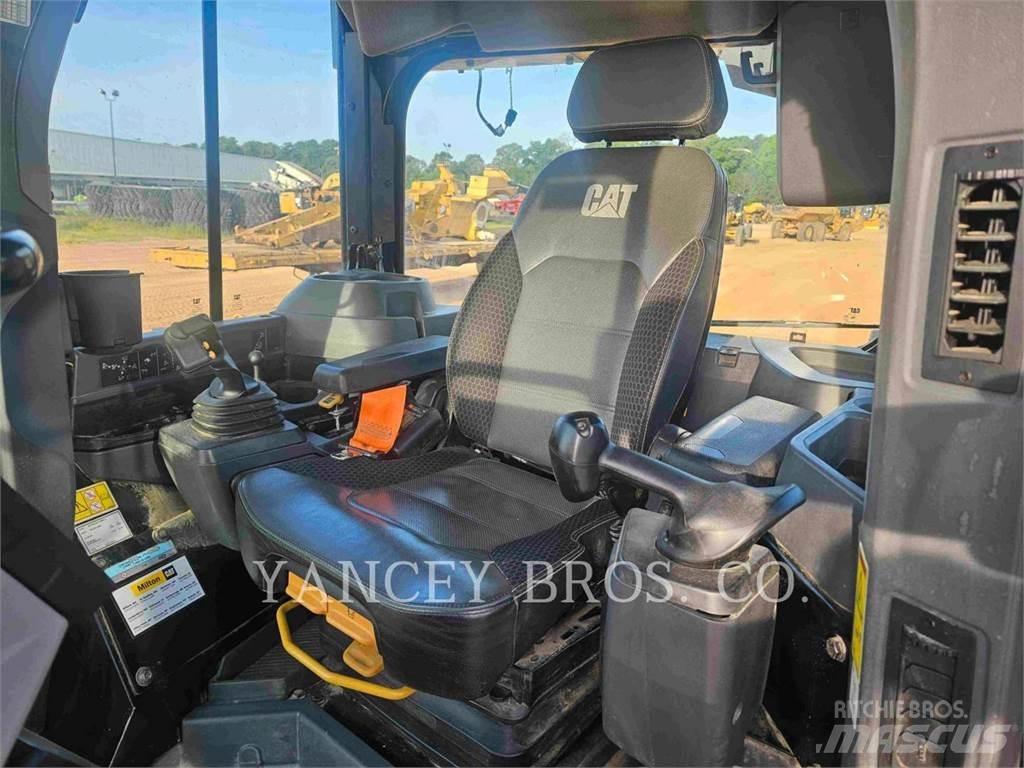 CAT D620VP 크롤러 도저
