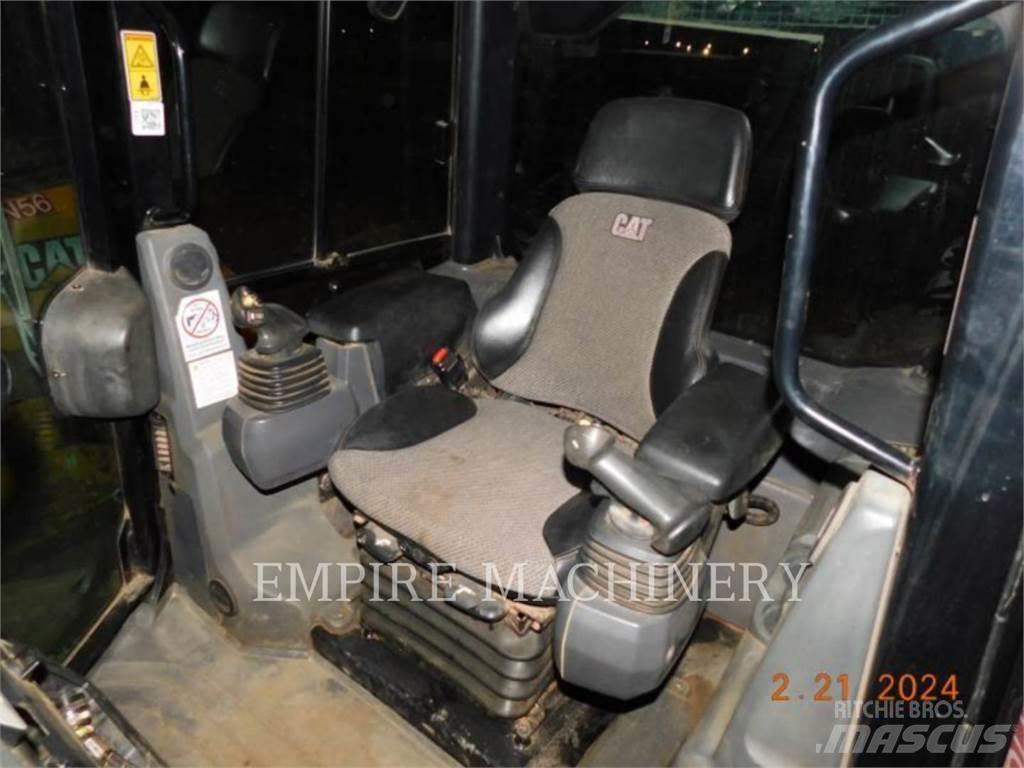 CAT D6K2 TR 크롤러 도저